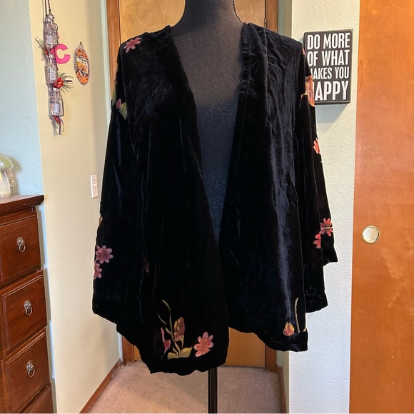 torrid Other - Torrid black velvet with sheer floral duster kimono gothic whimsigoth size 1X/2X